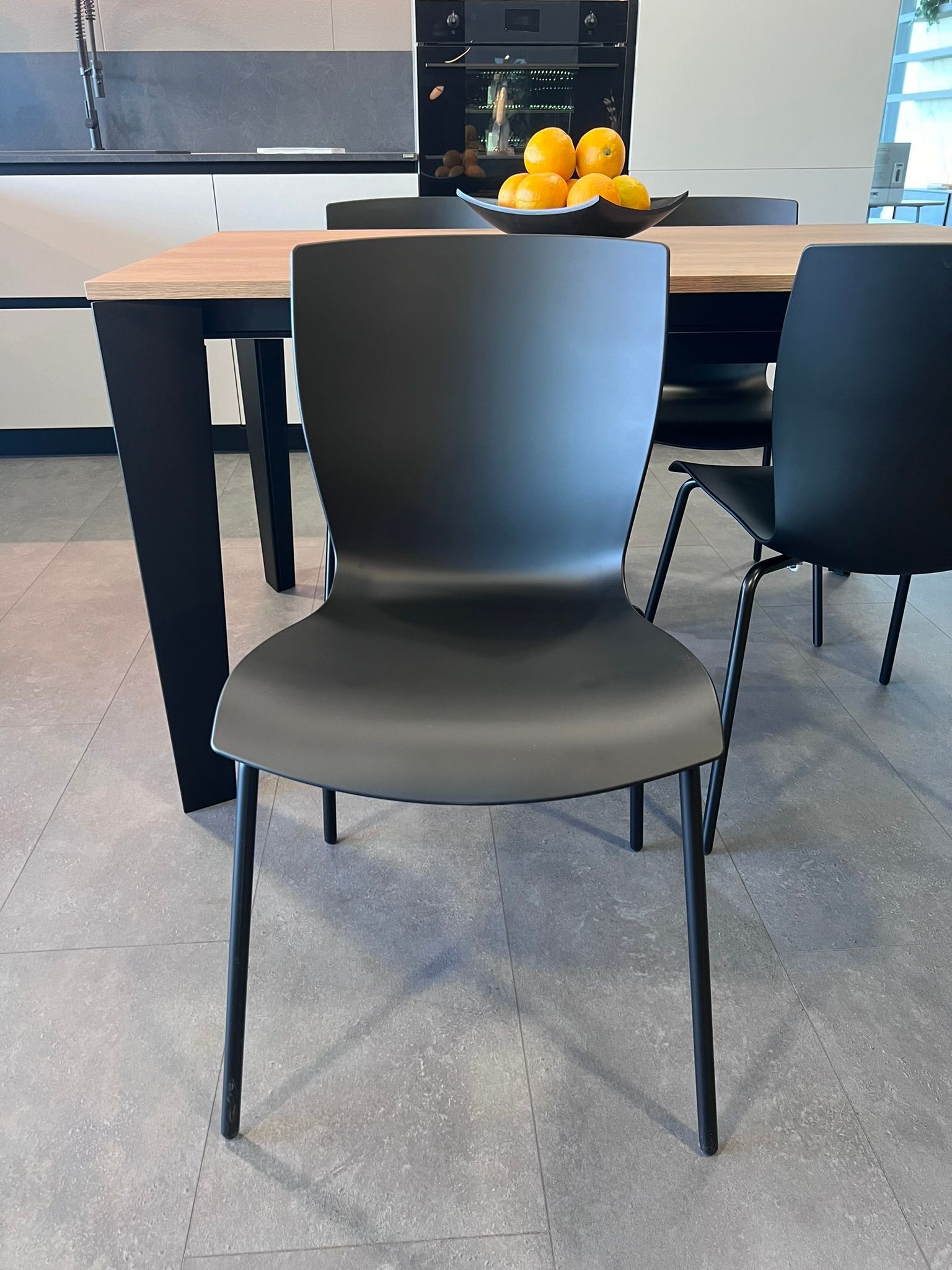 Immagine delle sedie Chatty di Scavolini, esposta presso Arredamenti Capelli