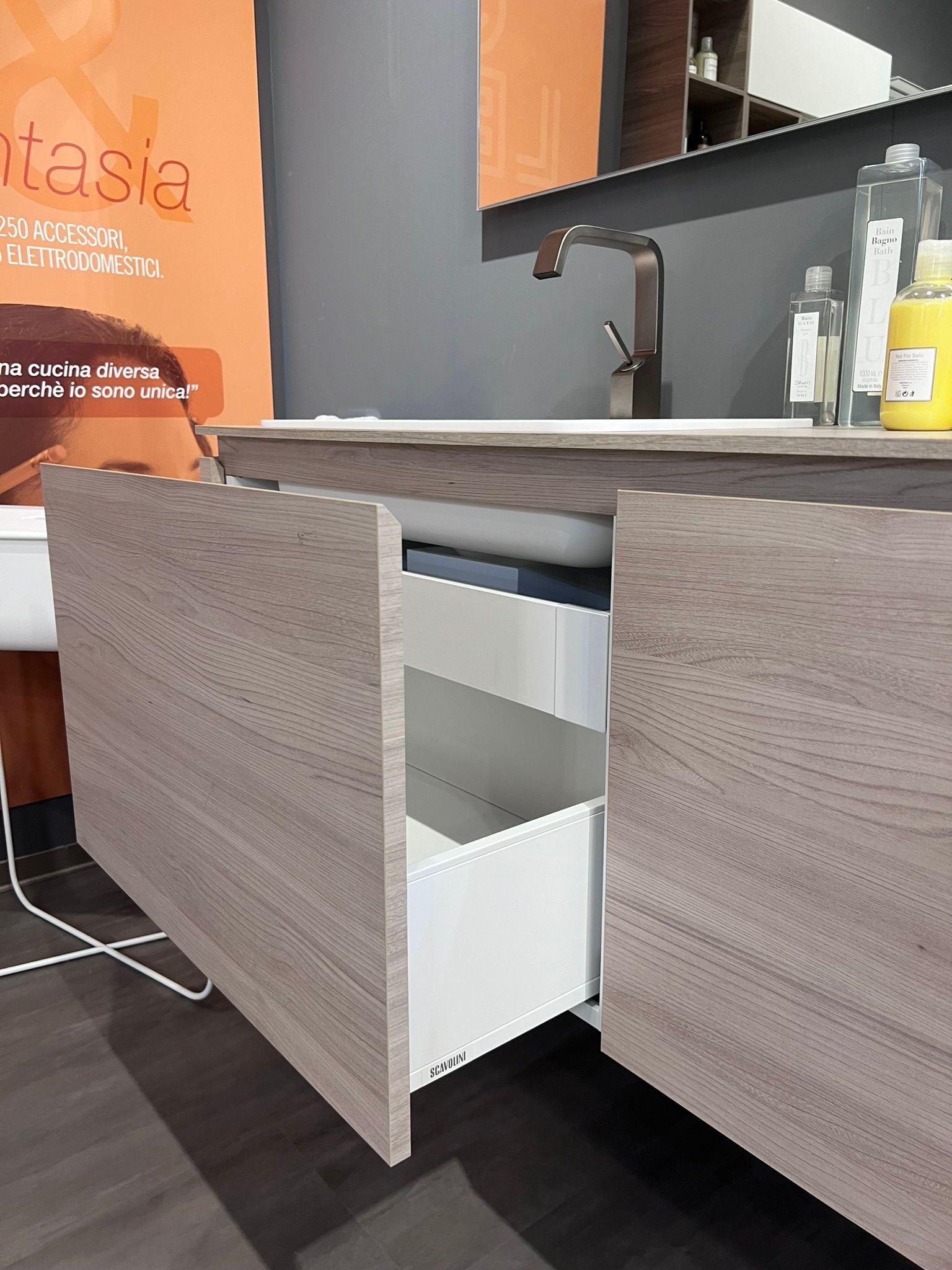 Immagine del Bagno Qi di Scavolini, esposto presso Scavolini Store Bergamo