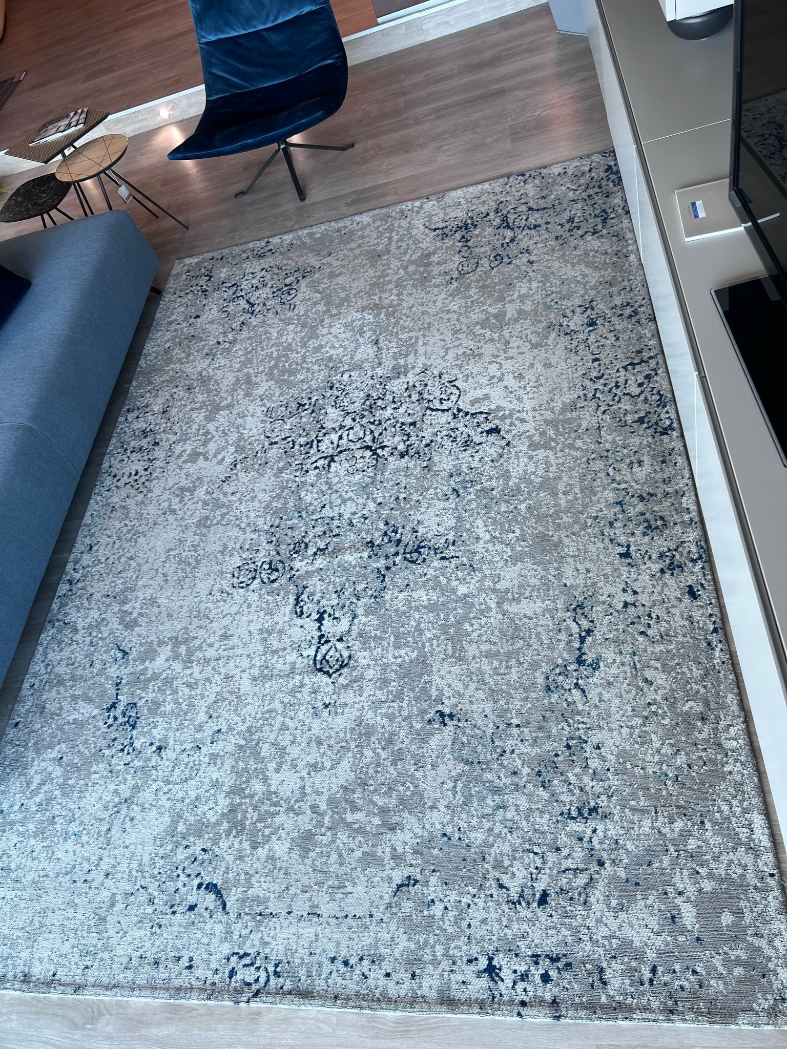 Immagine del tappeto Vintage di Doimo Salotti, visionabile presso Arredamenti Capelli