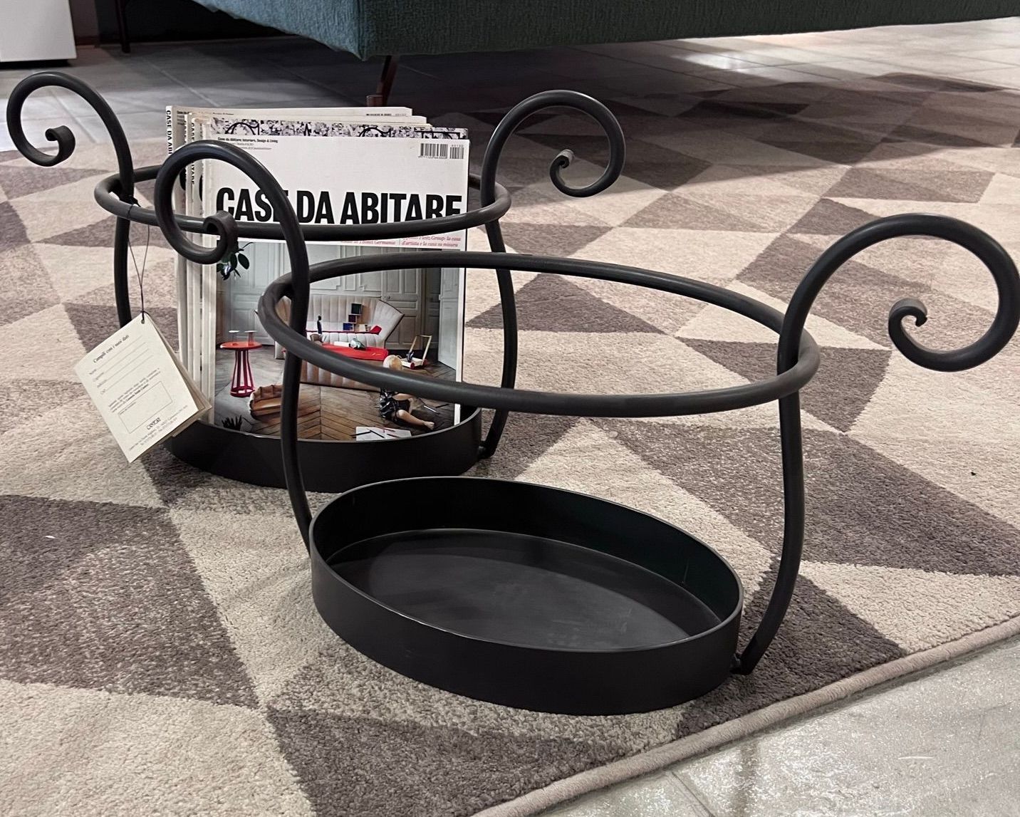 Immagine di due portariviste Oscar di cantori in metallo antracite