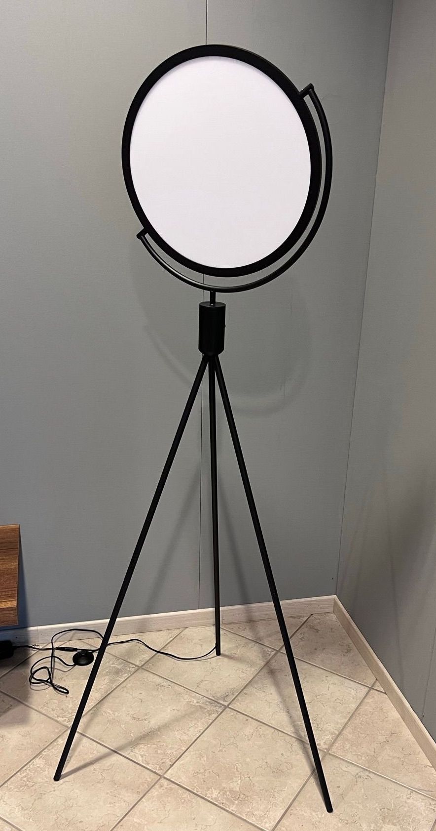 Immagine della lampada Radar di Fan Europe Lighting, esposta presso Arredamenti Capelli