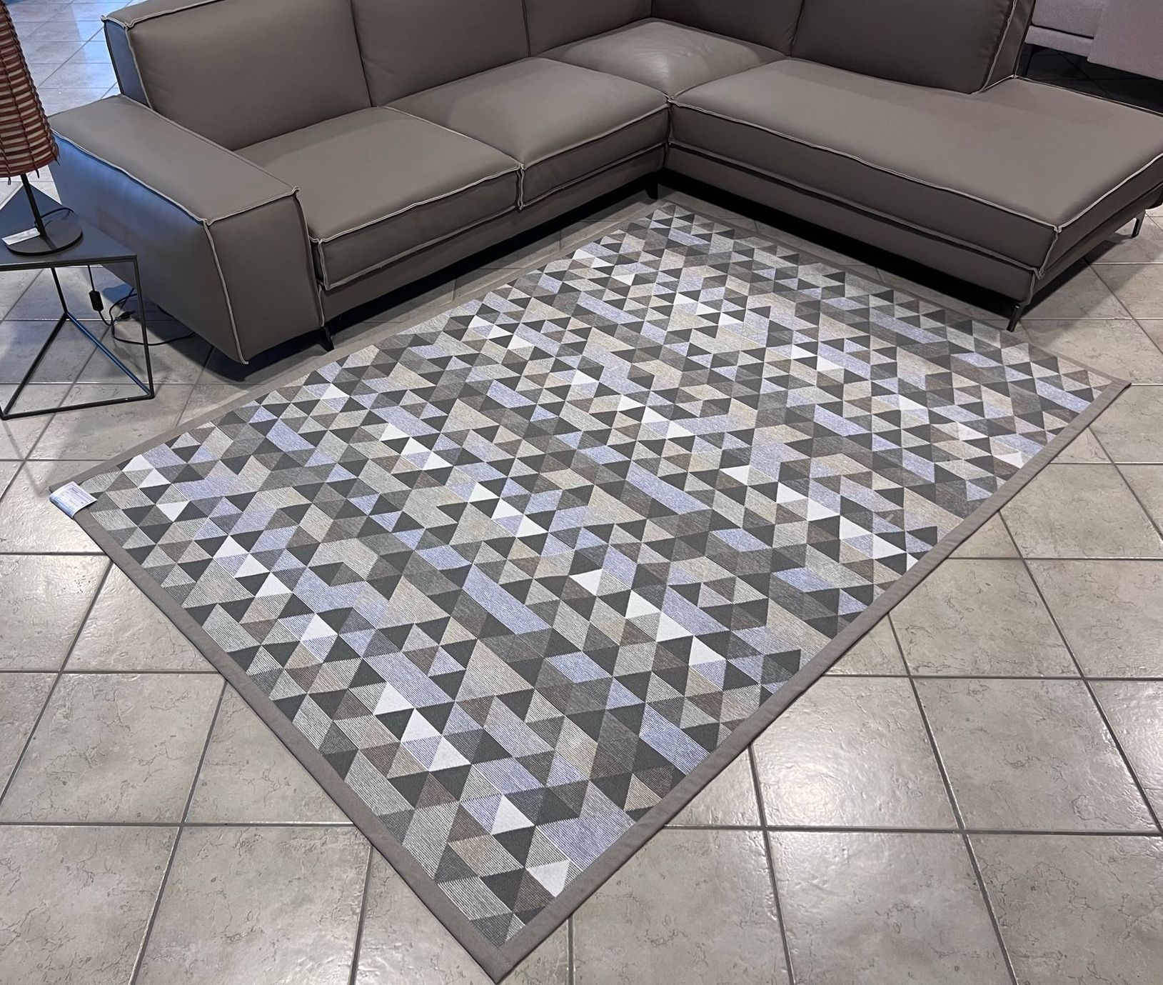 immagine di una tappeto diamond di carpet edition