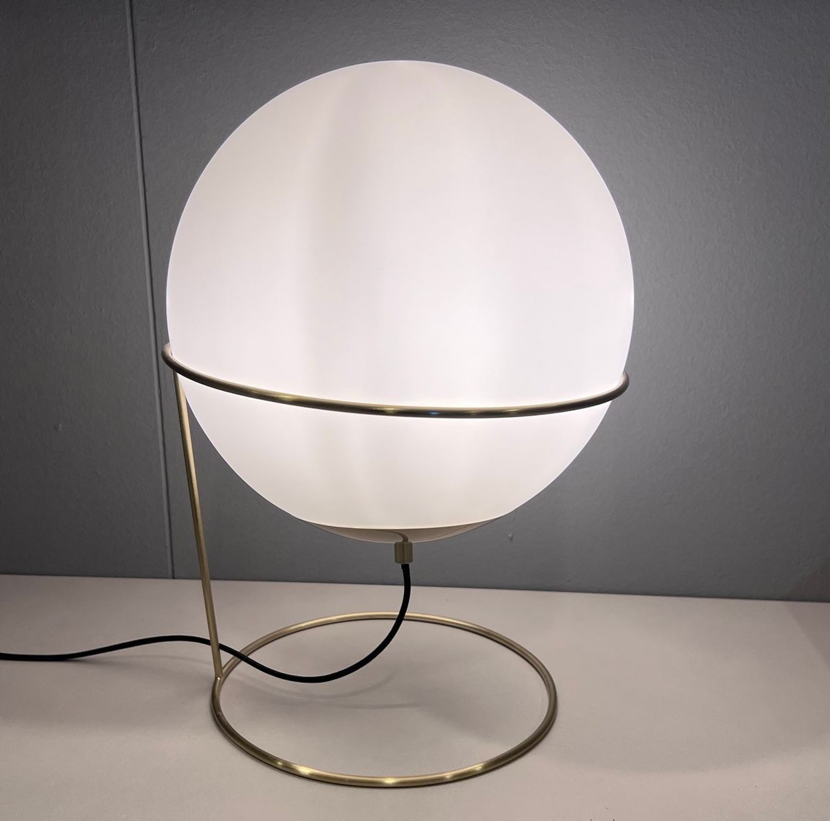 Immagine della lampada Artù di Colombini, visionabile presso Arredamenti Capelli