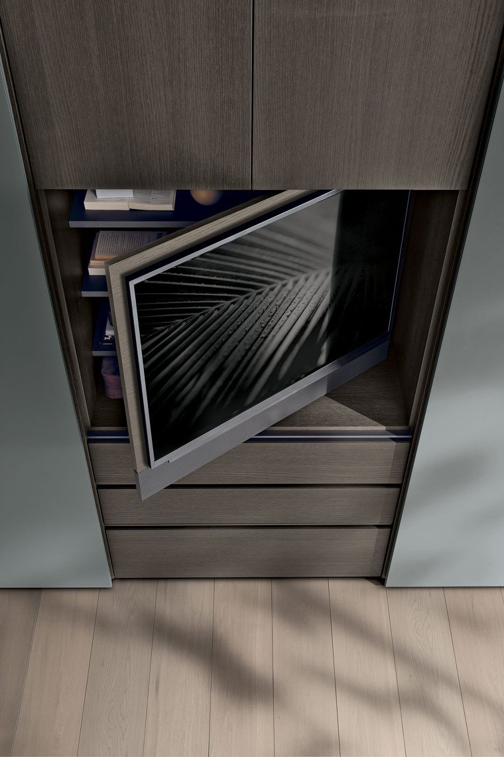 Immagine di un armadio Gola di Tomasella, con vano centrare porta tv