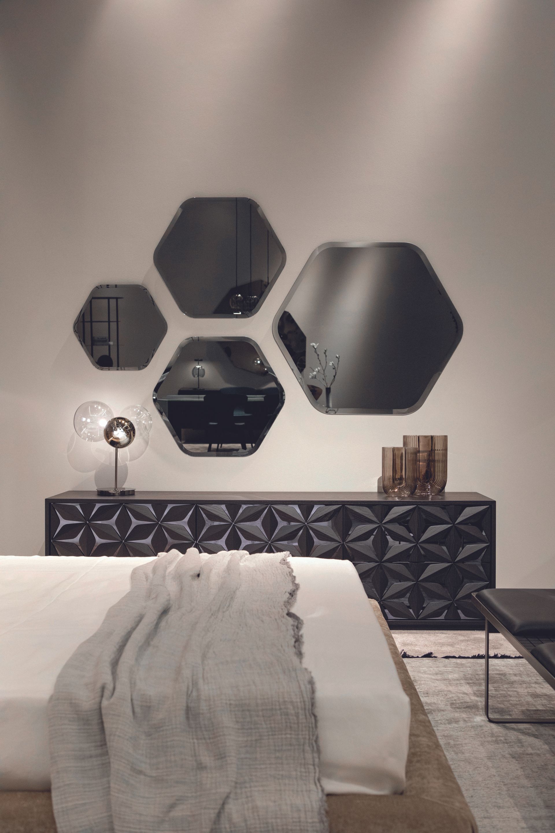 Immagine di una Specchiera Kaleidos di Tonin Casa