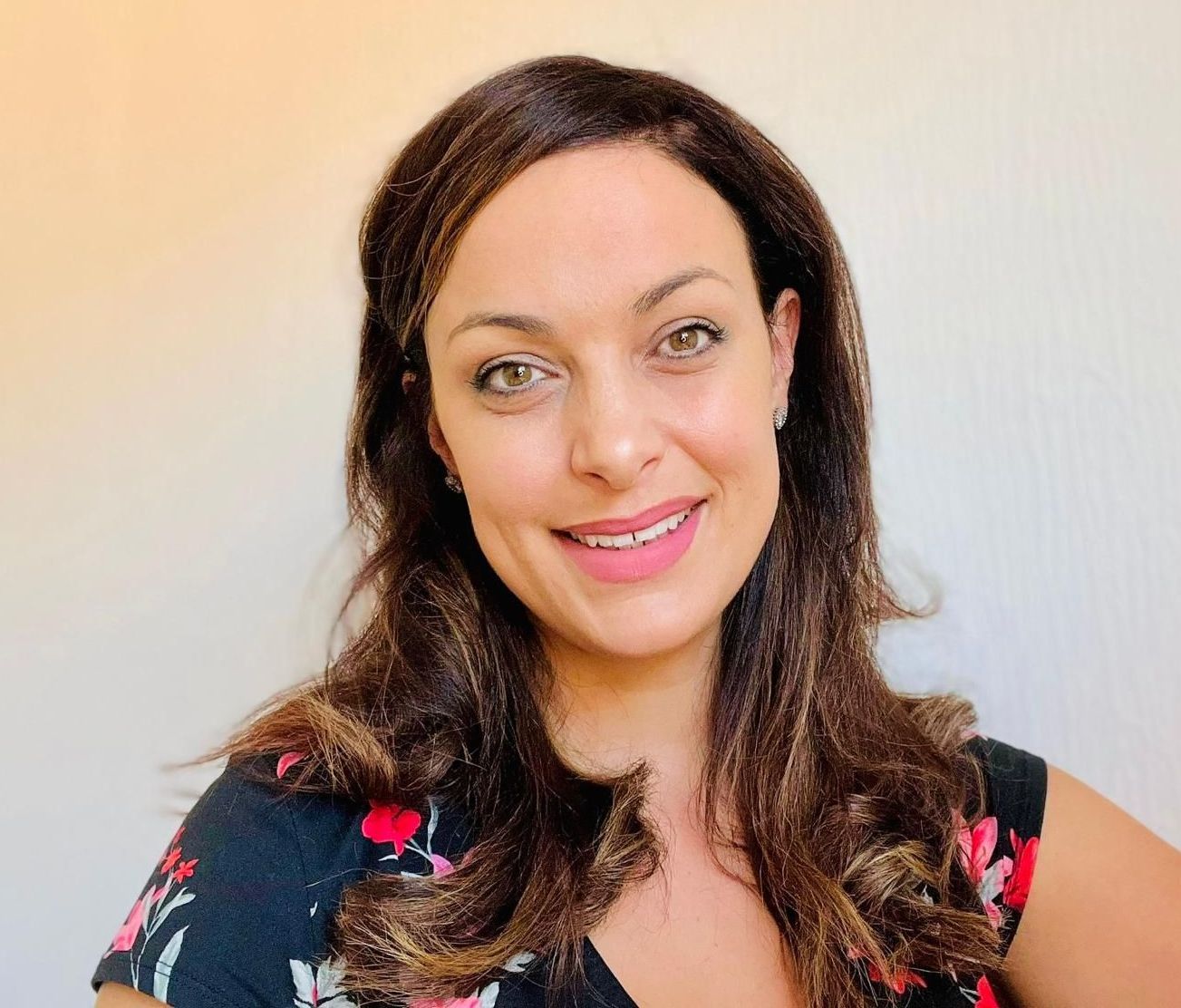 Managing Director
BBS (Hons) Law and Taxation; STEP Diploma in Trusts and Estates with additional STEP Advanced Certificate in Will Preparation; TEP and member of the Society of Trust and Estates Practitioners