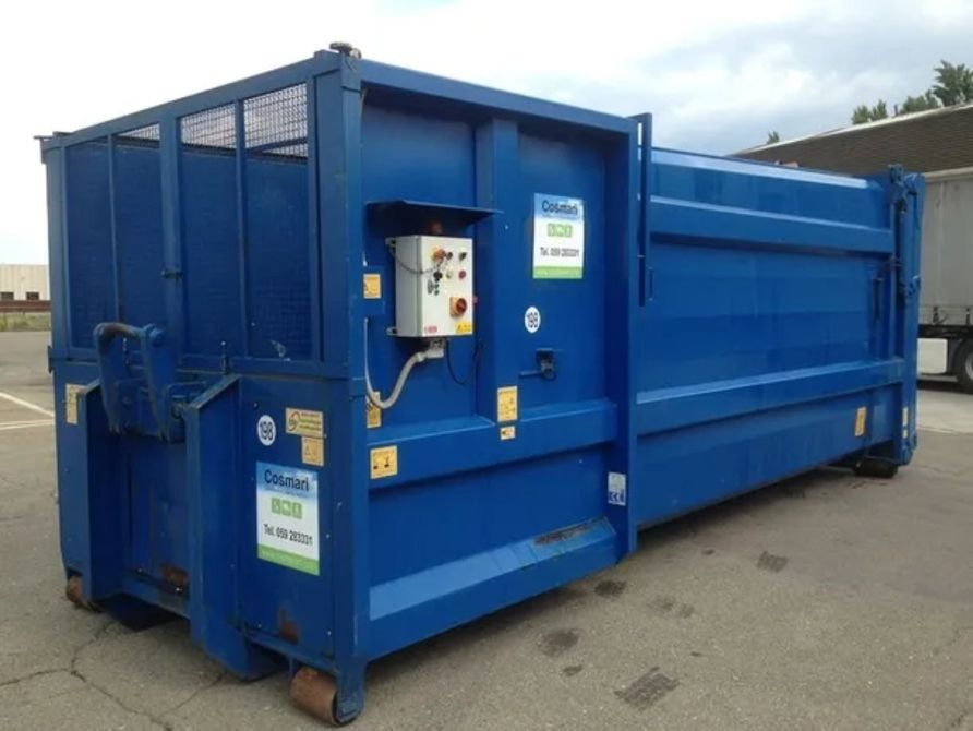 Container