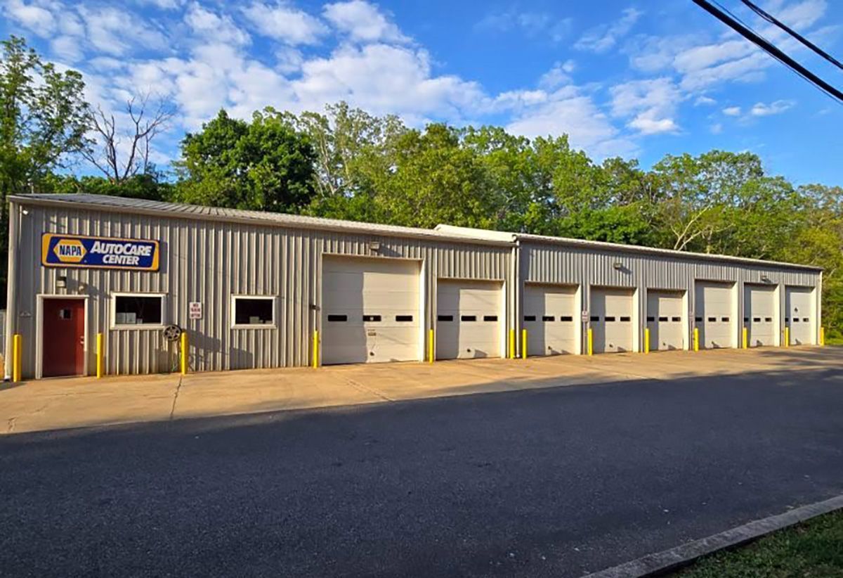 Main Auto Gallery Image