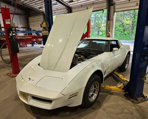 Main Auto Gallery Image