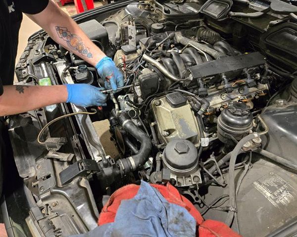 Main Auto Gallery Image