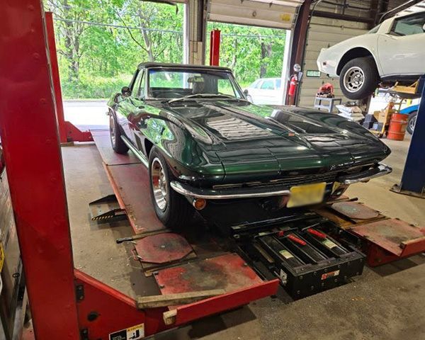 Main Auto Gallery Image