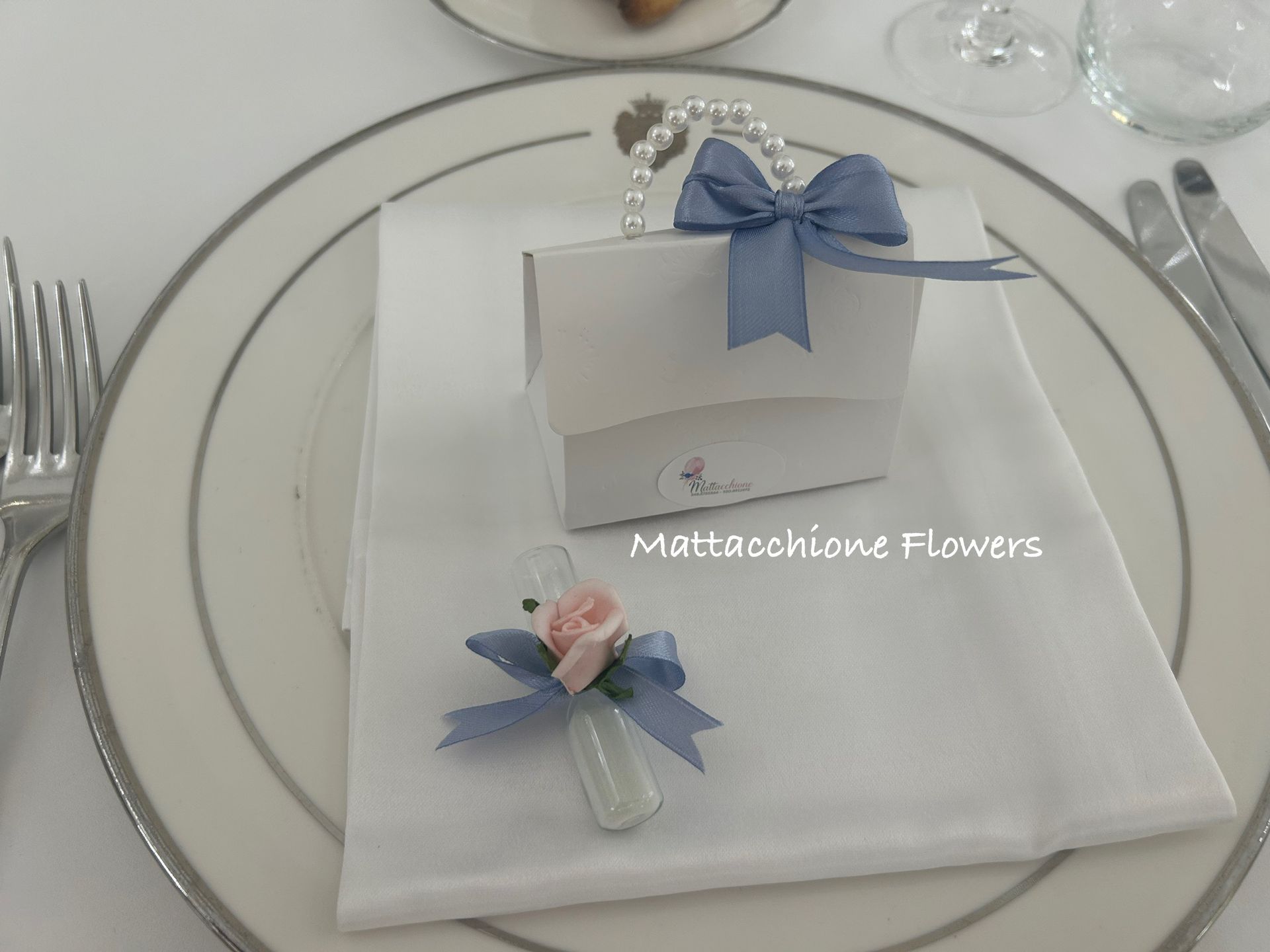 segnaposto e confettate