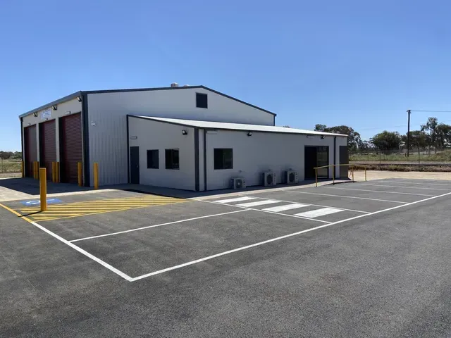 Big Warehouse Colour White | Cobar, Nsw | Cynend Building & Construction