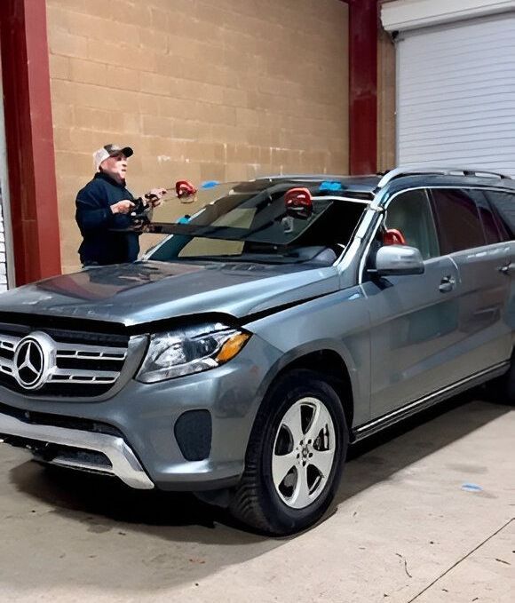 Mercedes windshield replacement in Grass Valley, CA Mercedes windshield replacement in Grass Valley, CA