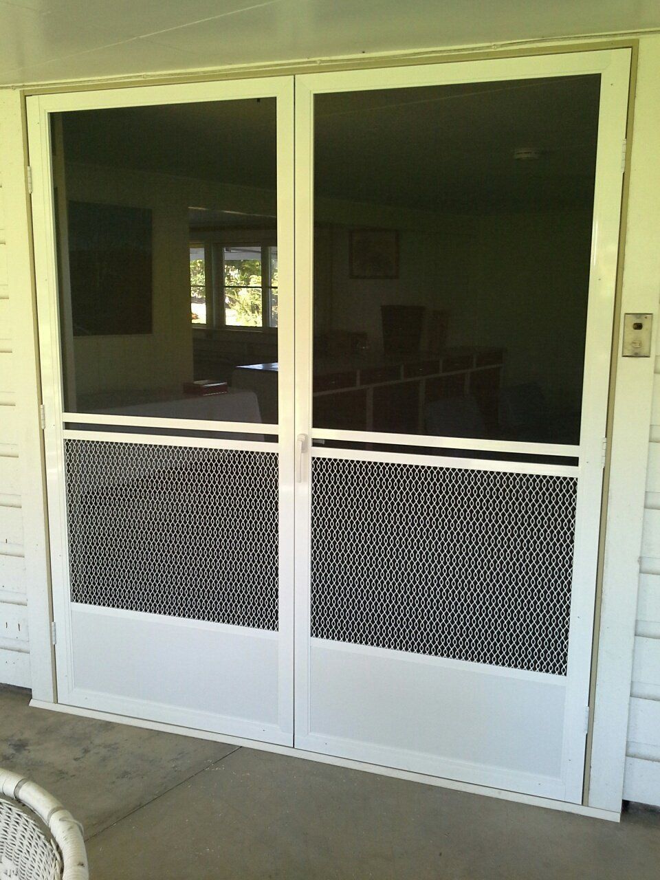 Door With Screen — Hilo, HI — Alumside Products Inc