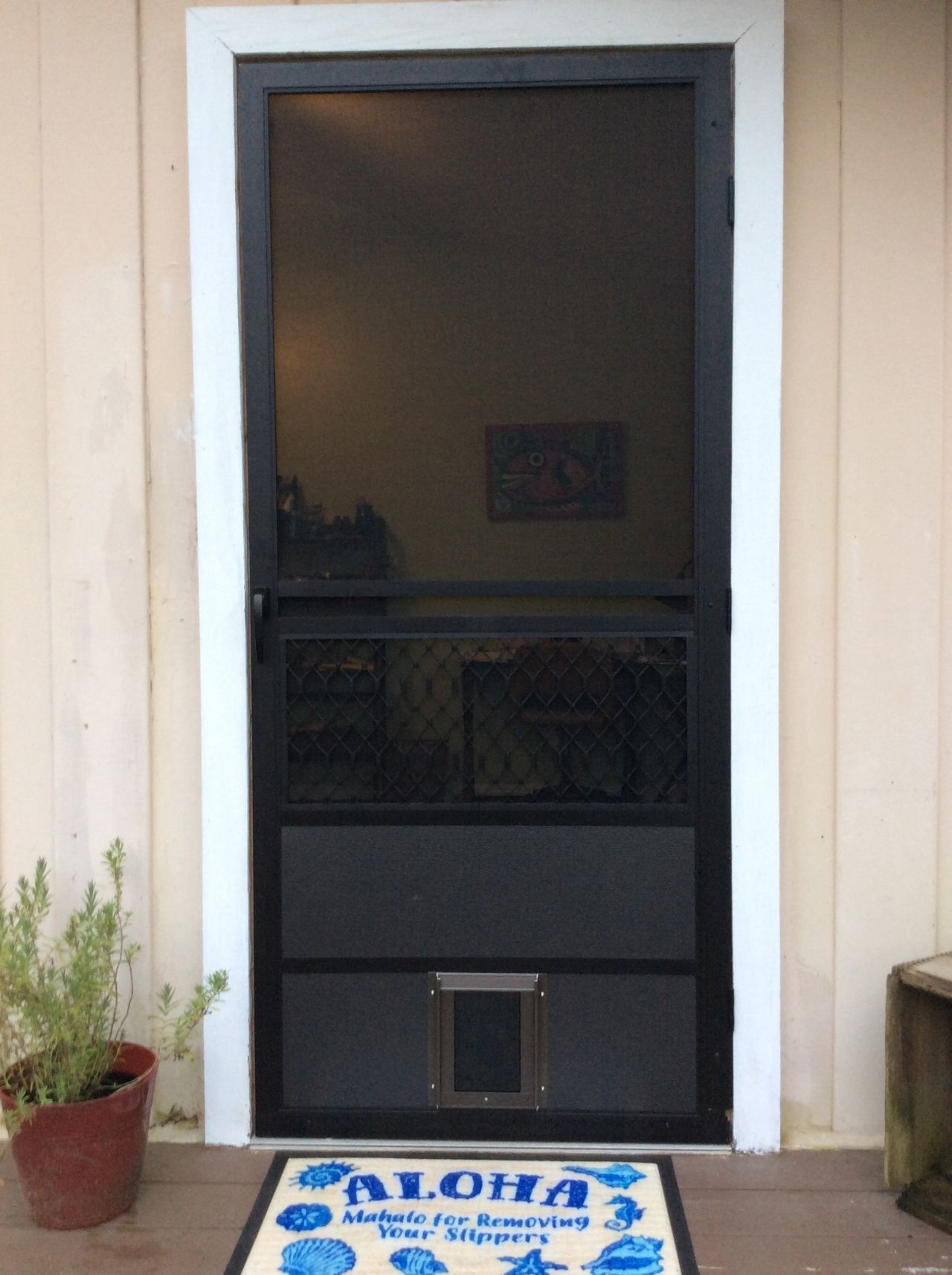 Screen Door Installed — Hilo, HI — Alumside Products Inc