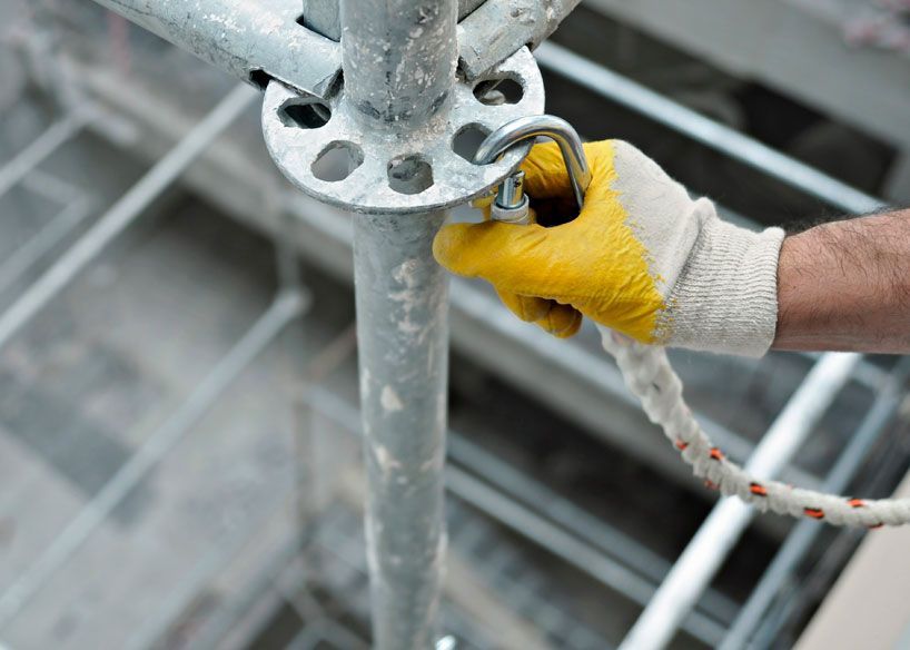 AM ANDAMIOS Y TORNILLERIA 