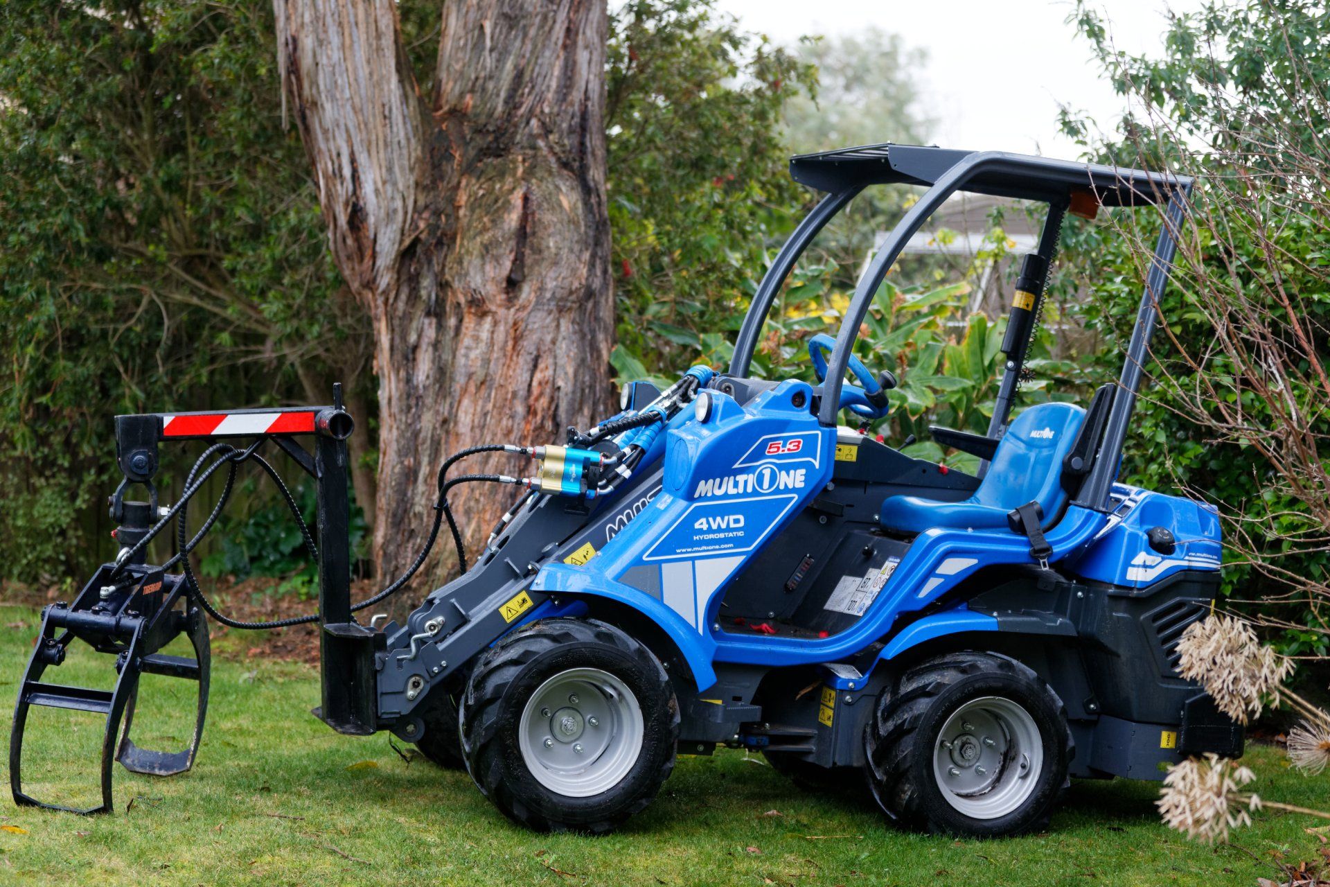 Arborist,tree,chainsaw,tree removal,stump grinding,tree care,pruning,hedge trimming,trimmer tree,tree lopper,wood chipping,mulch,tree surgeon,garden care,site clearance,fully insured arborist service,Inverloch,Wonthaggi,Korumburra