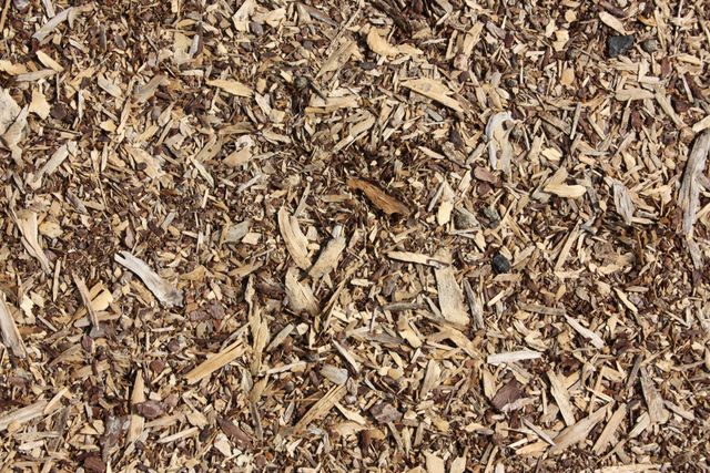 Why to make your own wood chips 