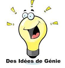 Une ampoule de dessin animé avec un visage dessus sourit.