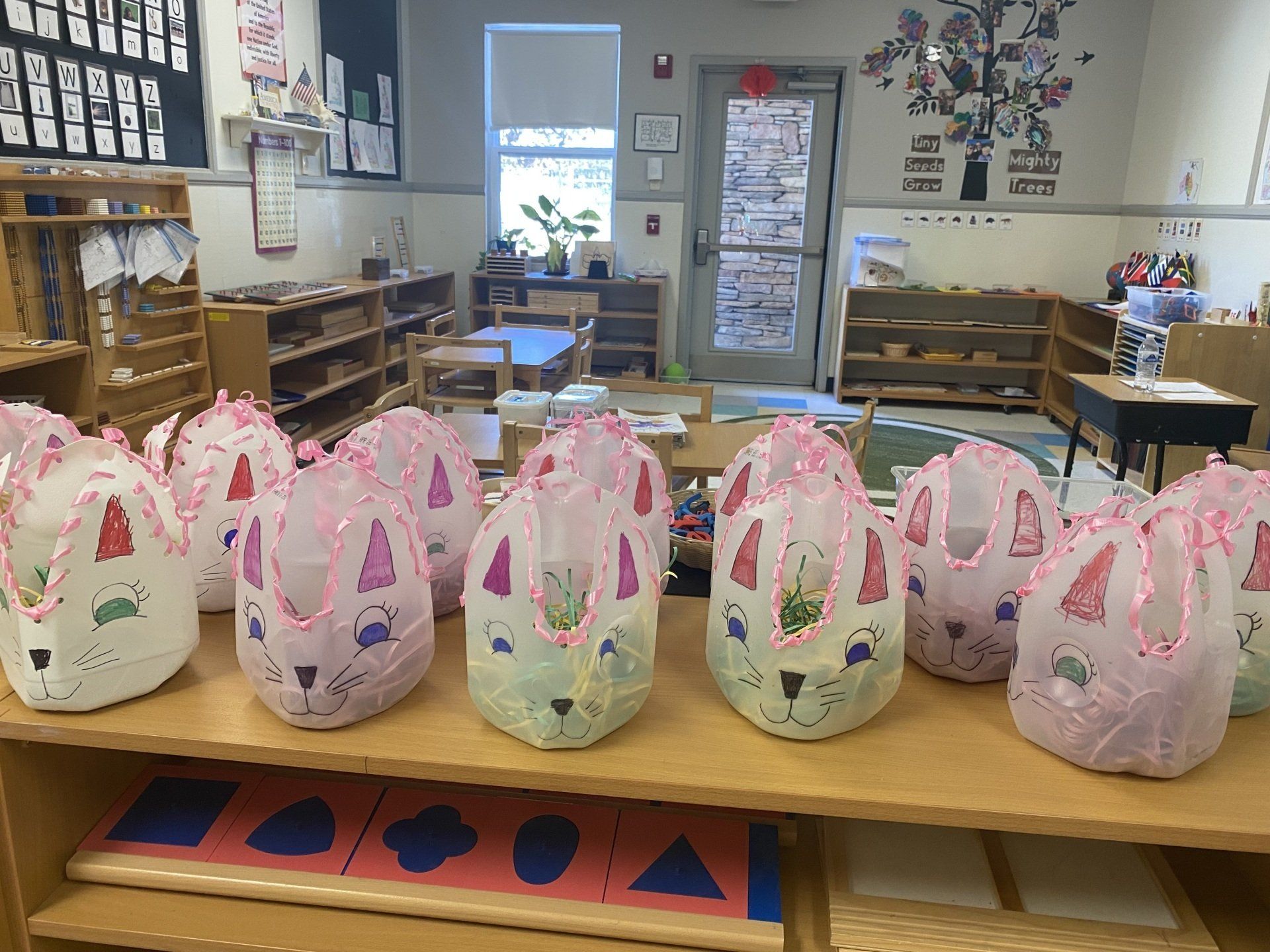 April 2022 Montessori Open House Events 