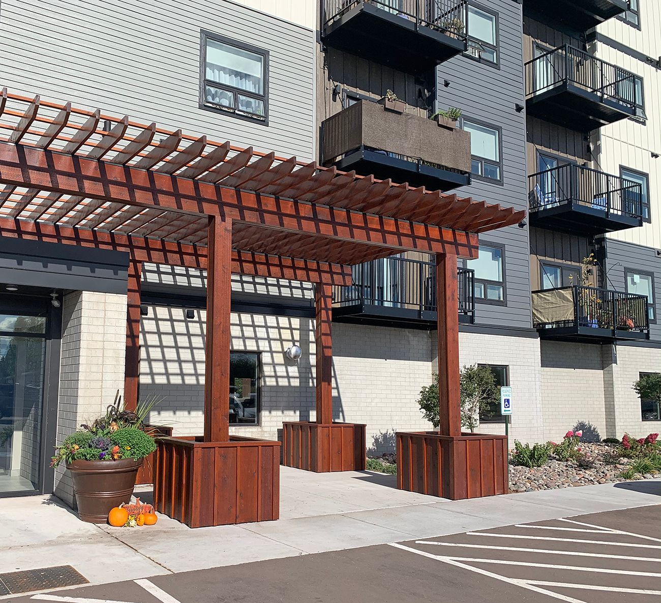 320 North building exterior