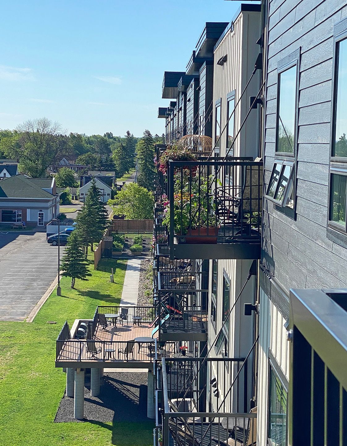 320 North building exterior