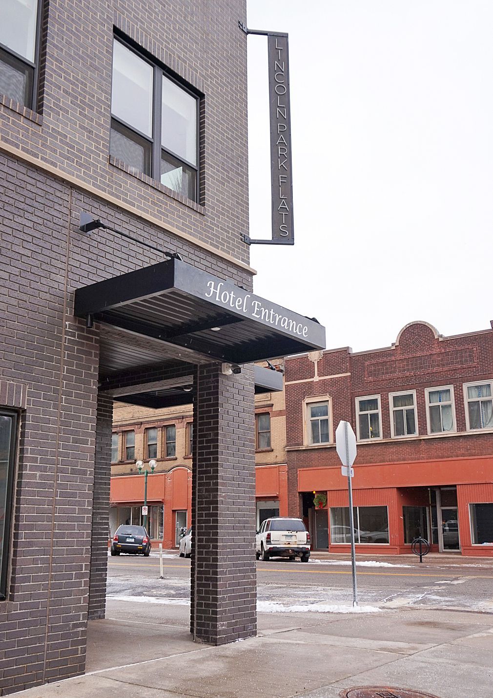 Lincoln Park Flats Building exterior