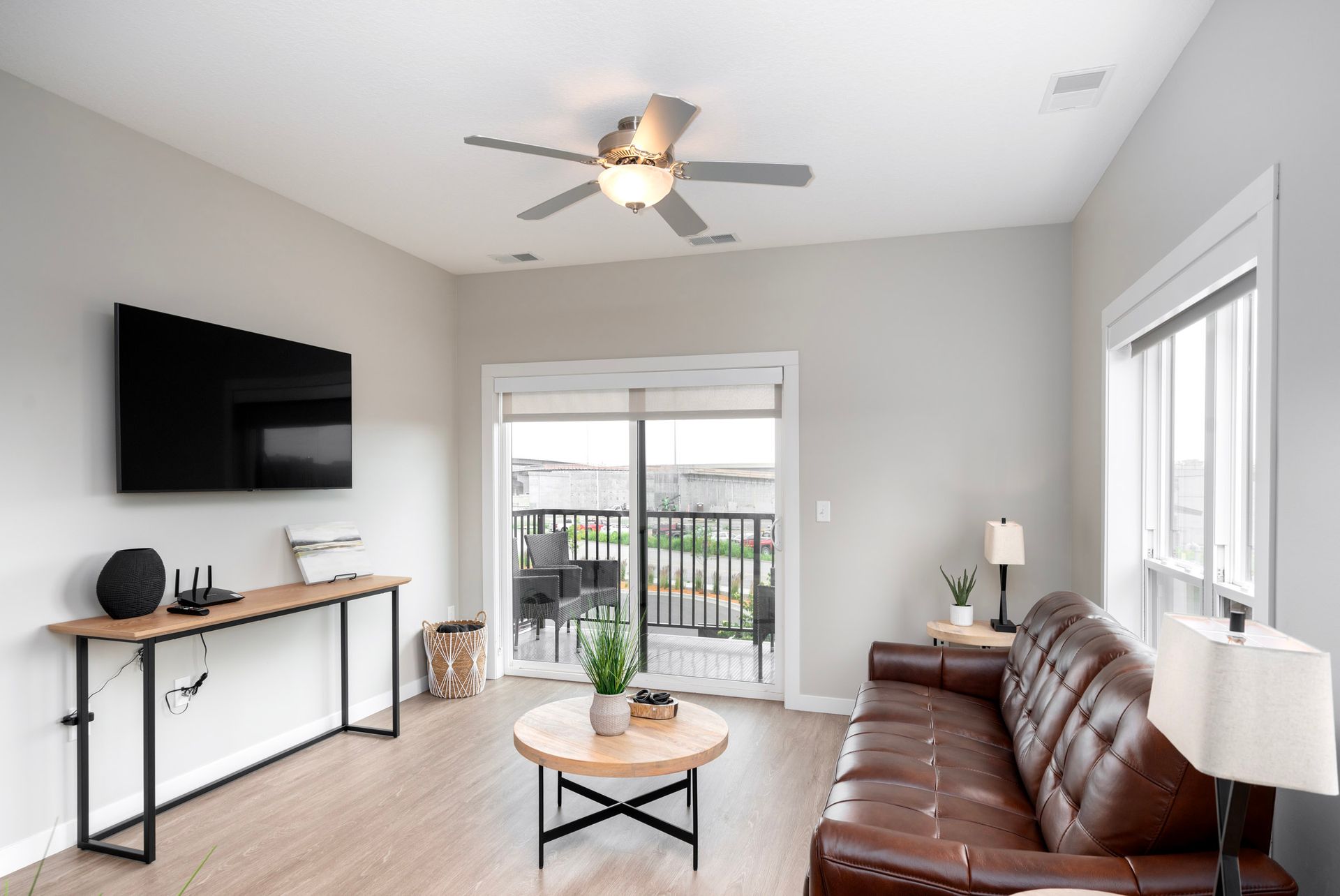 Lincoln Park Flats living room