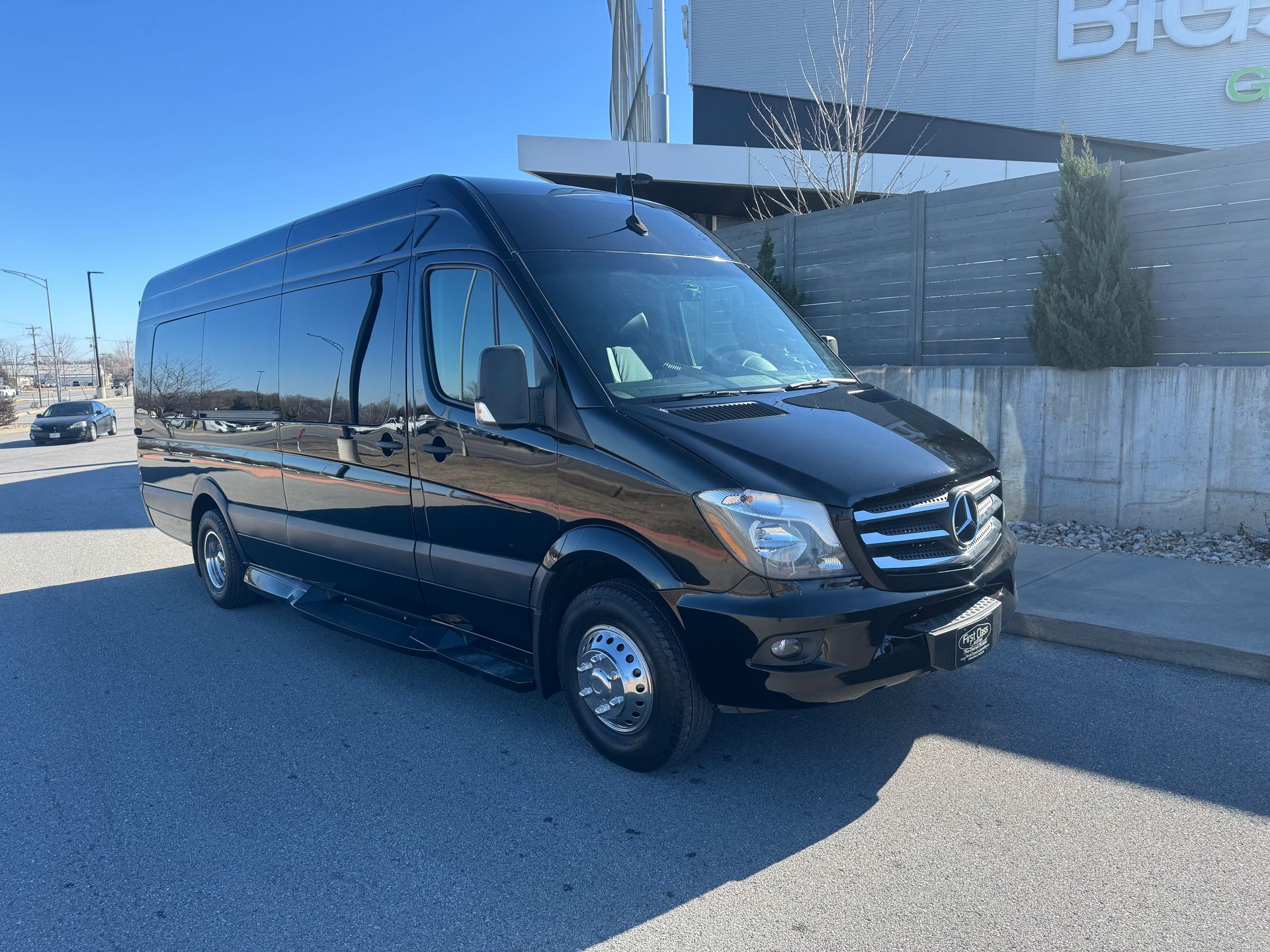 Mercedes Limo Sprinter