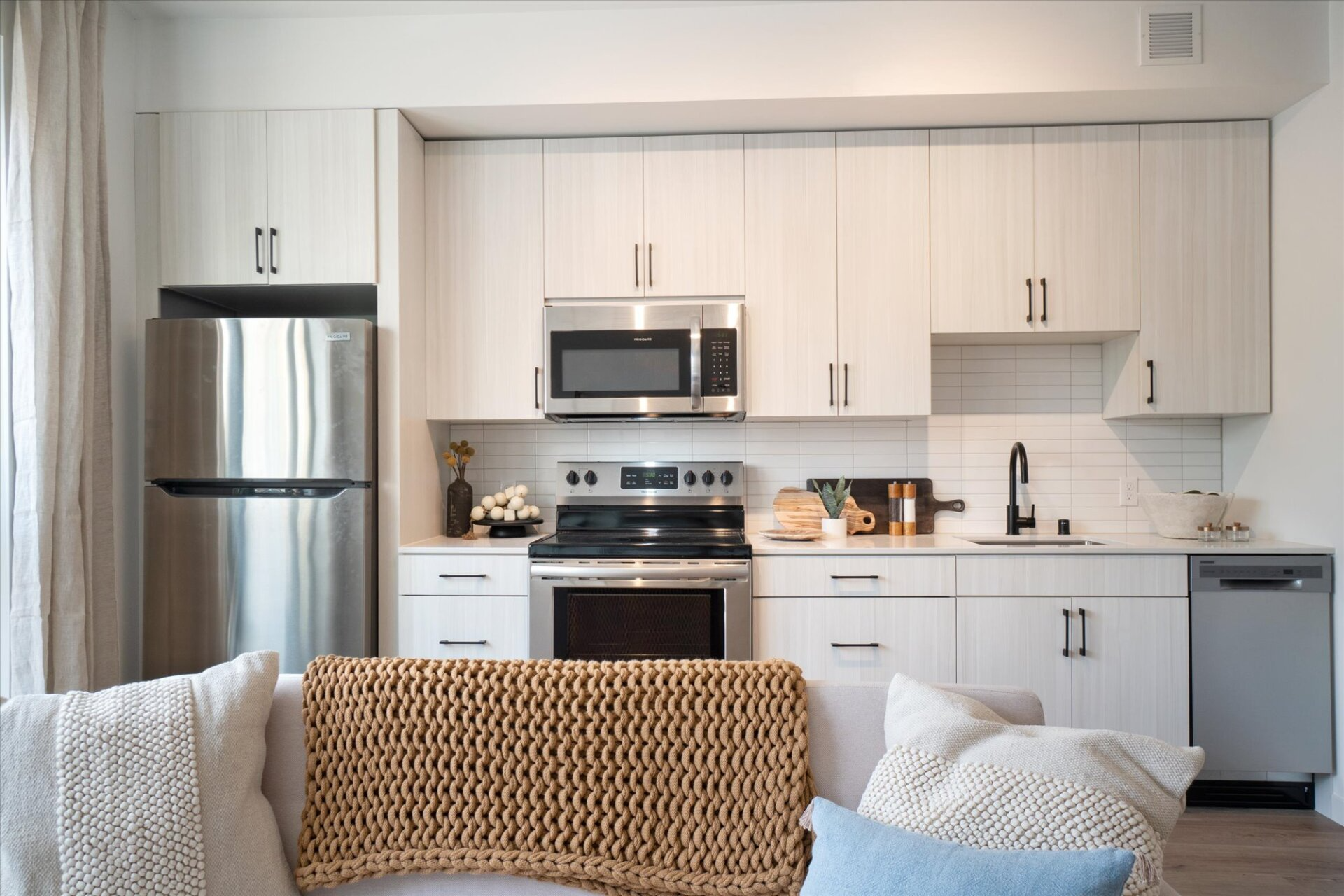 3725 Stinson Apartments