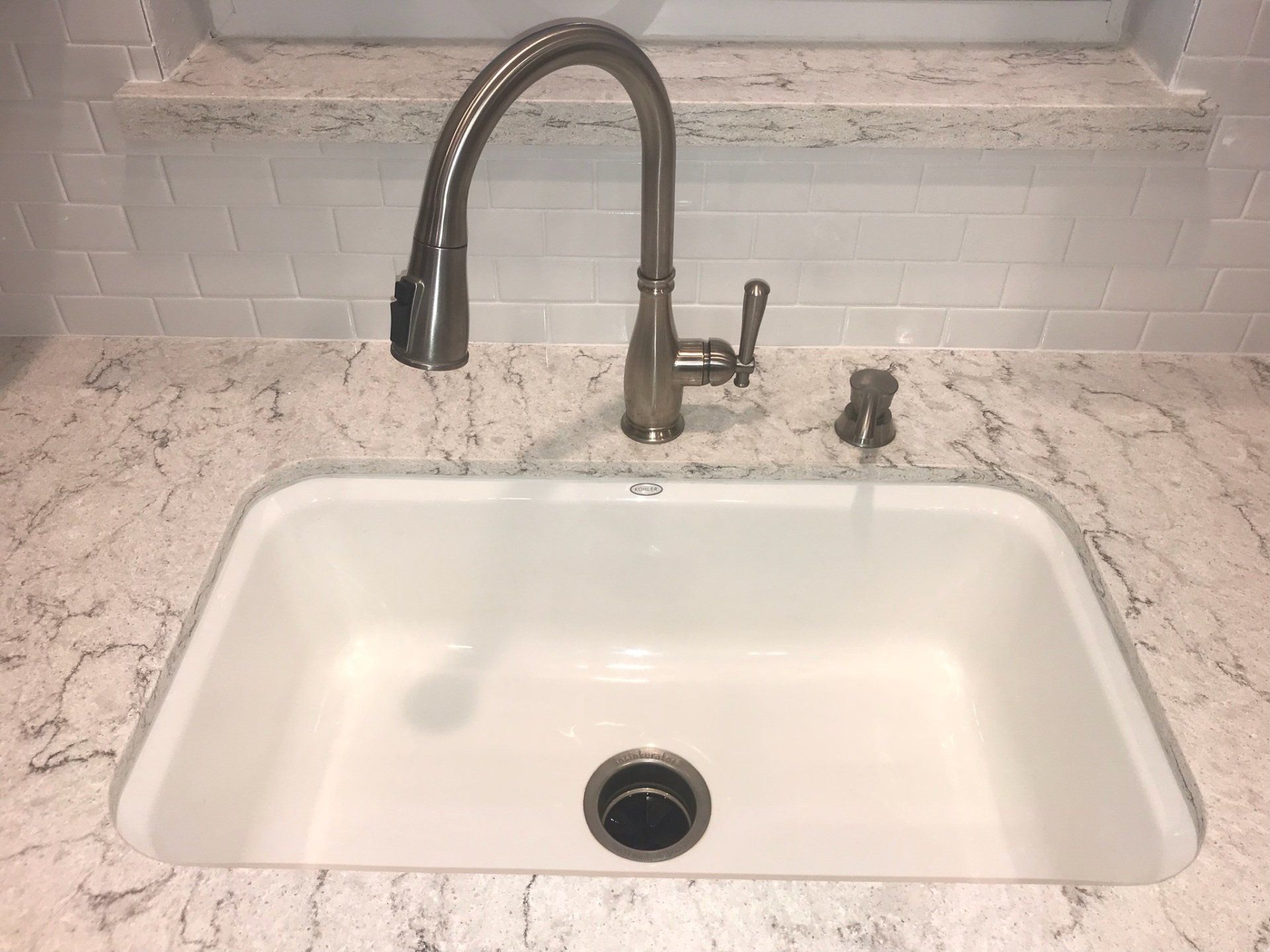 Sink and faucet repair and replacement by plumber near me in League City, Dickinson and surrounding area.