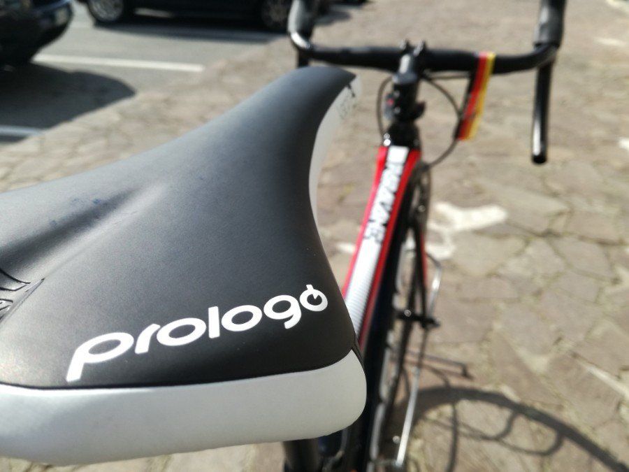 Dettagli sella bici da corsa