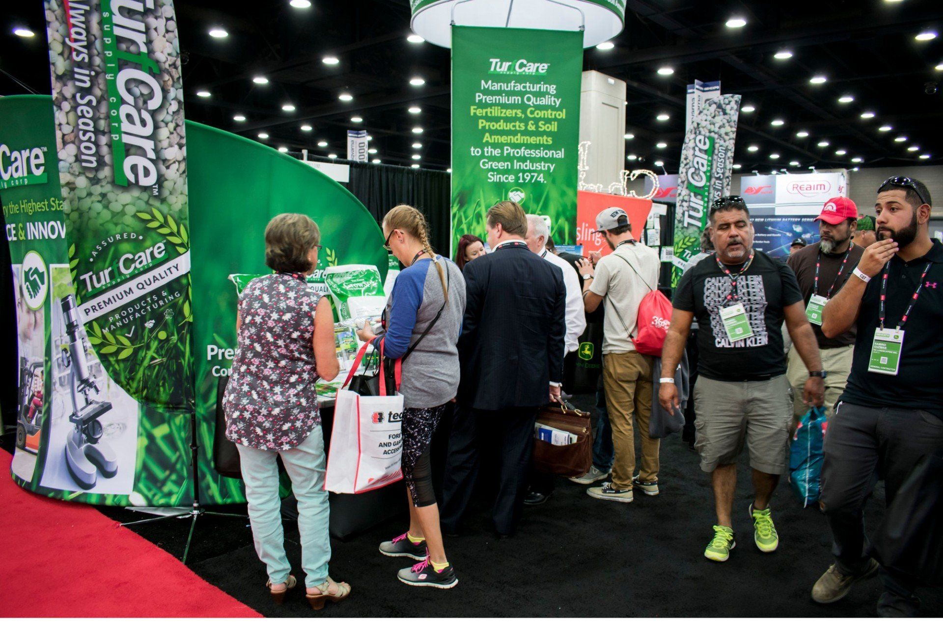 gie expo 2017 in turfcare booth