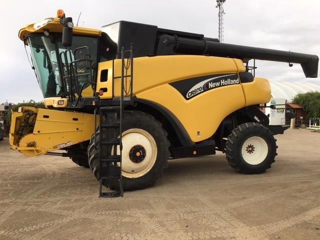 Wrecking Header New Holland — Swan Hill, VIC — Murray Mallee Machinery