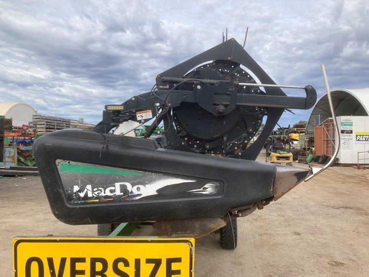 MacDon 2152 3 — Swan Hill, VIC — Murray Mallee Machinery