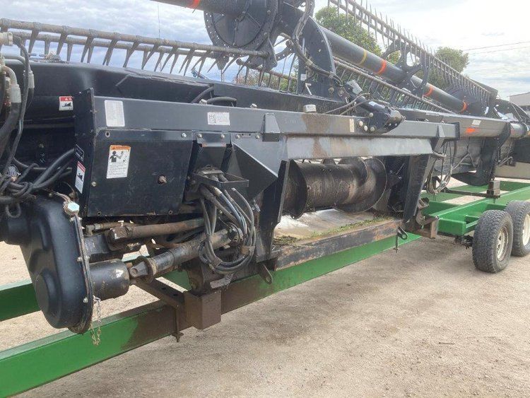 MacDon 2152 1 — Swan Hill, VIC — Murray Mallee Machinery