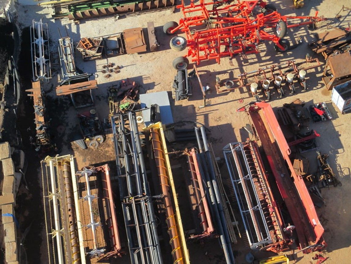 Metals Of Tractors — Swan Hill, VIC — Murray Mallee Machinery