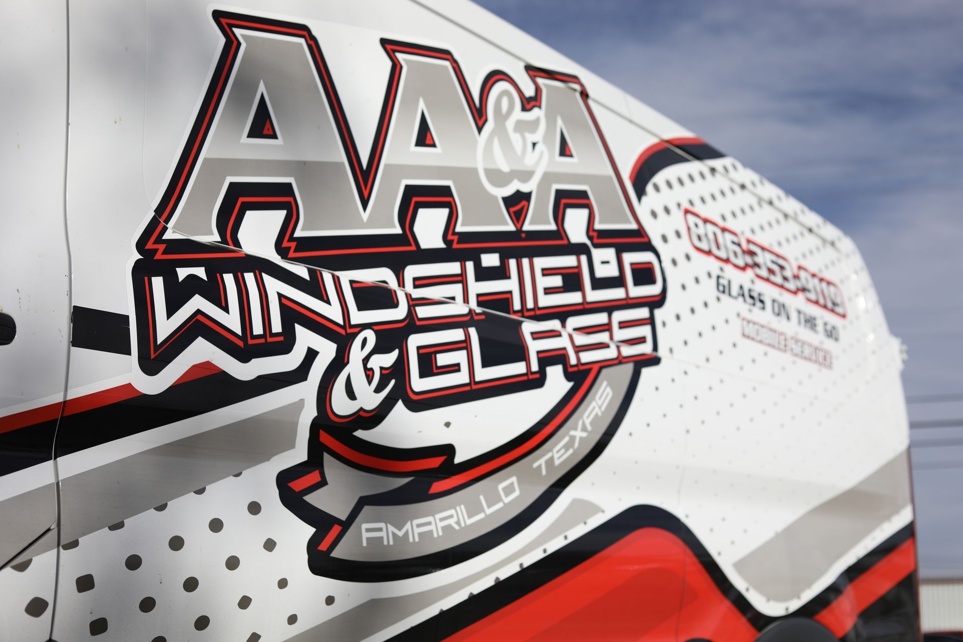 Ford F-150 windshield replacement in Plainview, TX