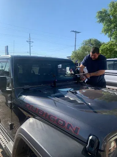 Jeep windshield replacement service in Amarillo, TX