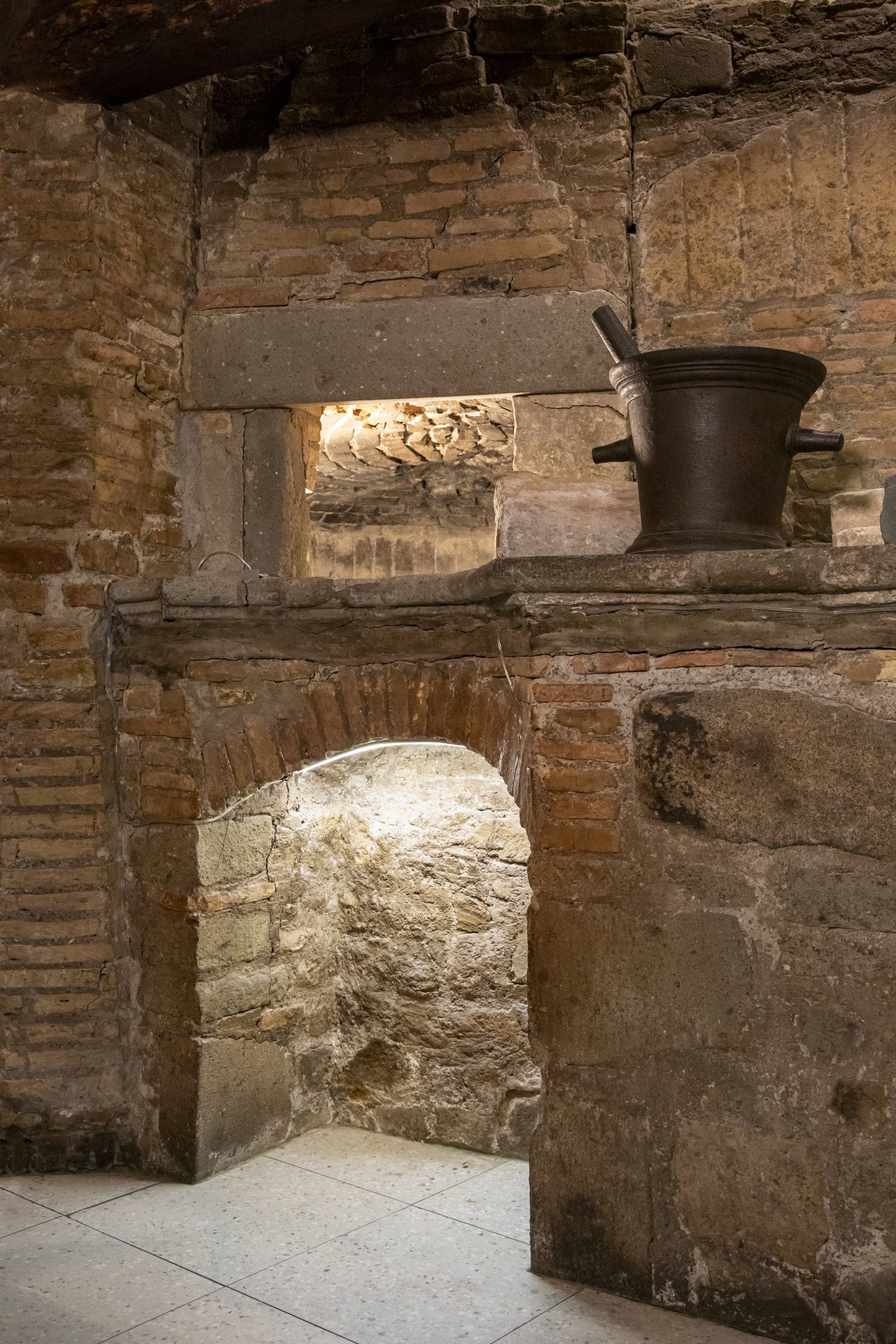 costanza hostaria teatro di pompeo 7