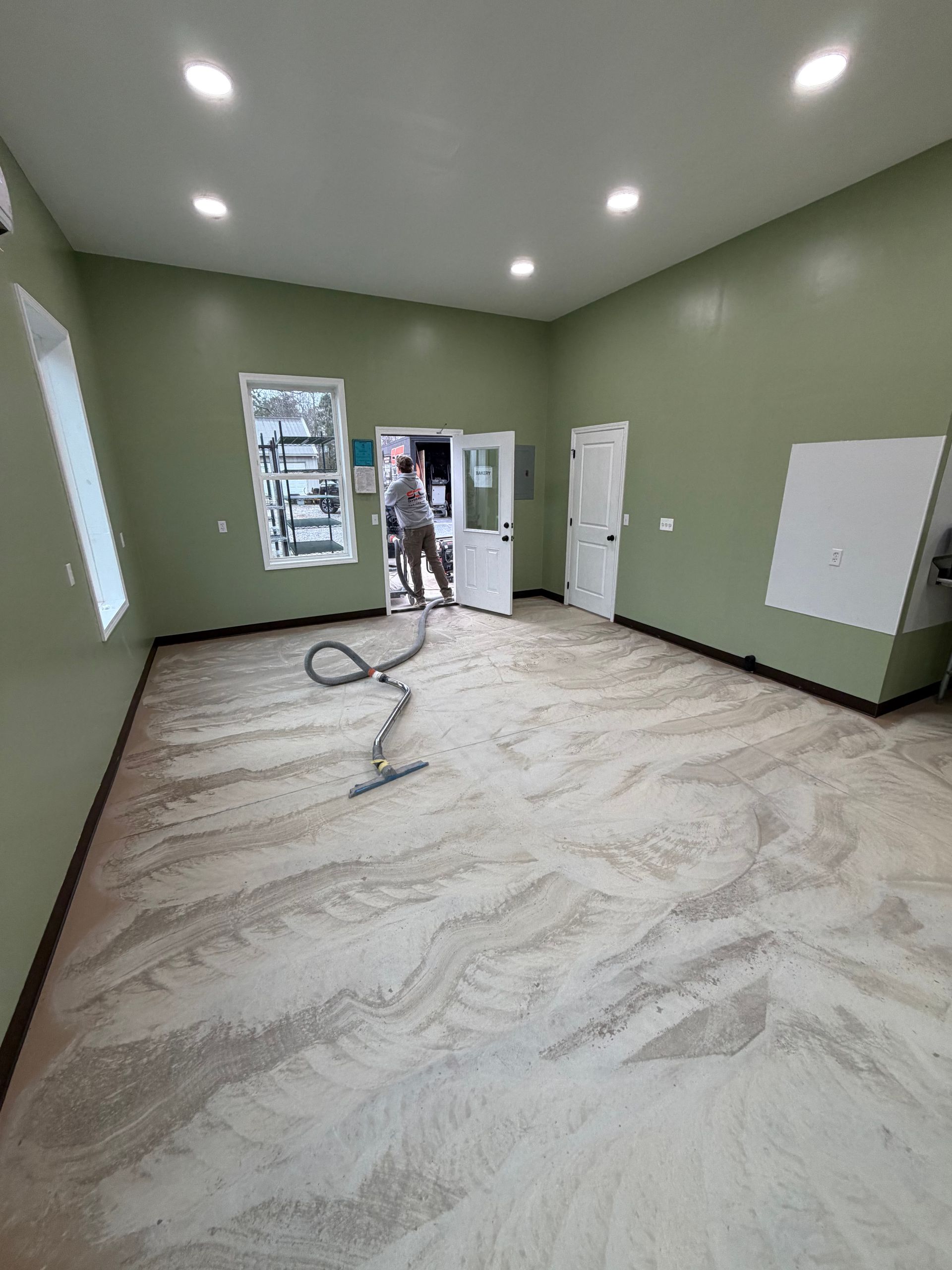 During concrete coating work