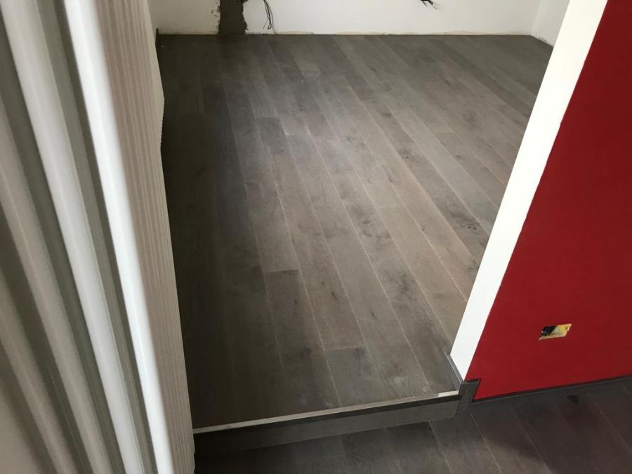 rivestimenti in legno di vari colori