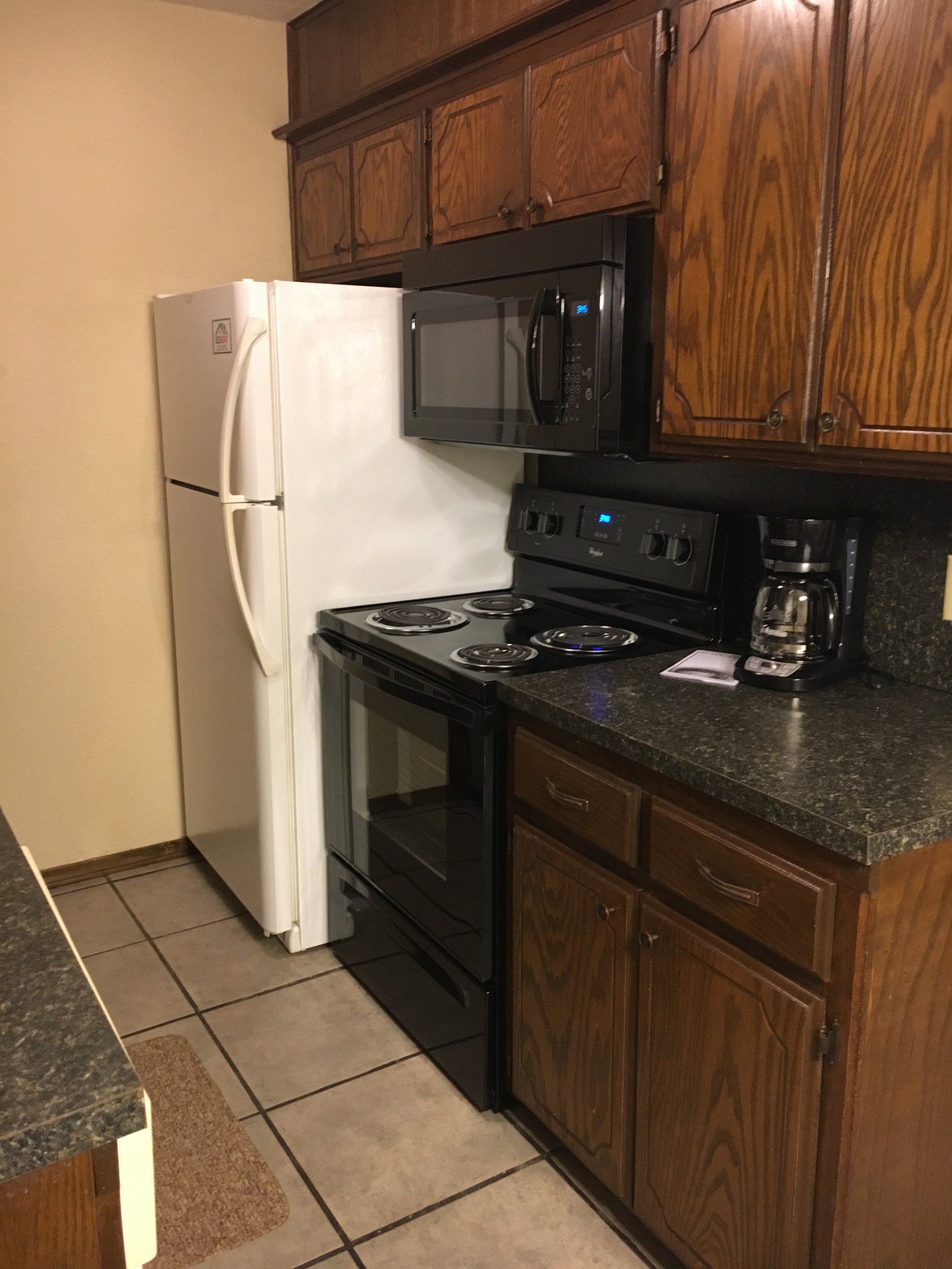 WILLOW WOOD CORPORATE APARTMENTS 580RENT