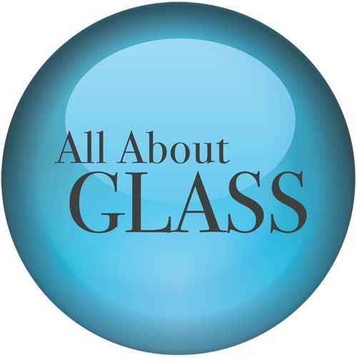 A blue button that says all about glass on it