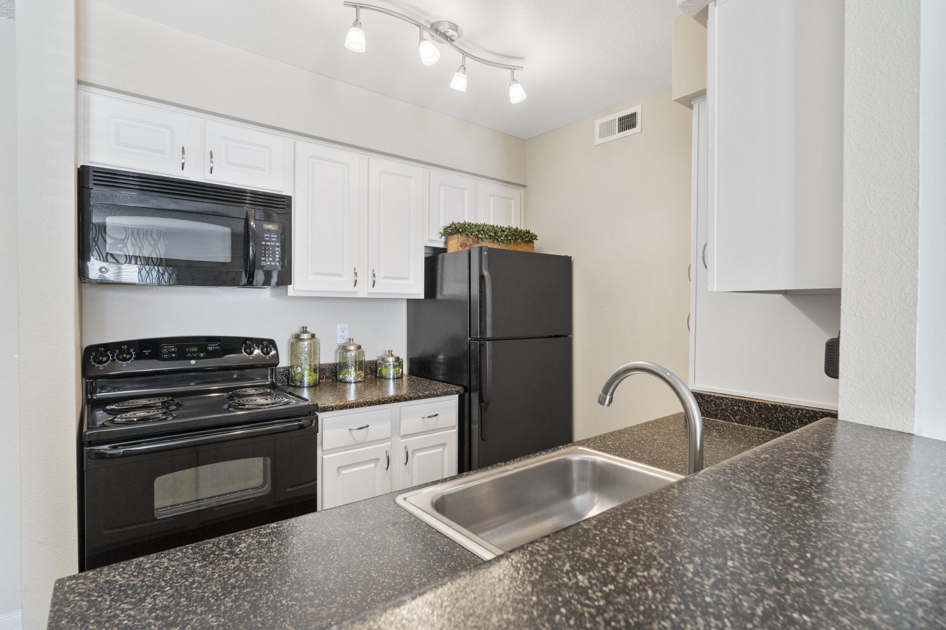 Antero Apartments in Colorado Springs, CO