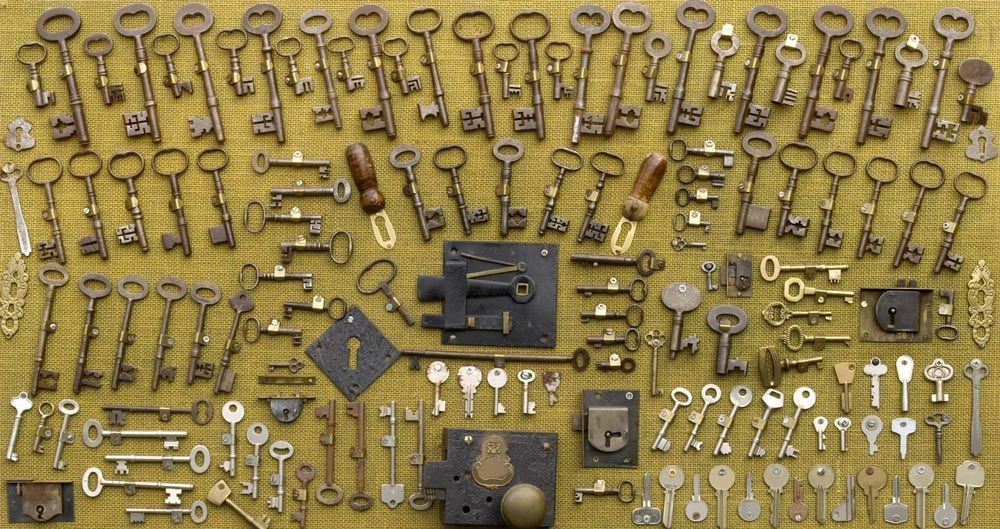 Different Keys On The Table