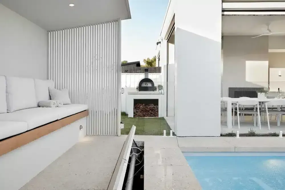 A White House With a Swimming Pool and a Bench — Aussie UnderCover In South Nowra, NSW