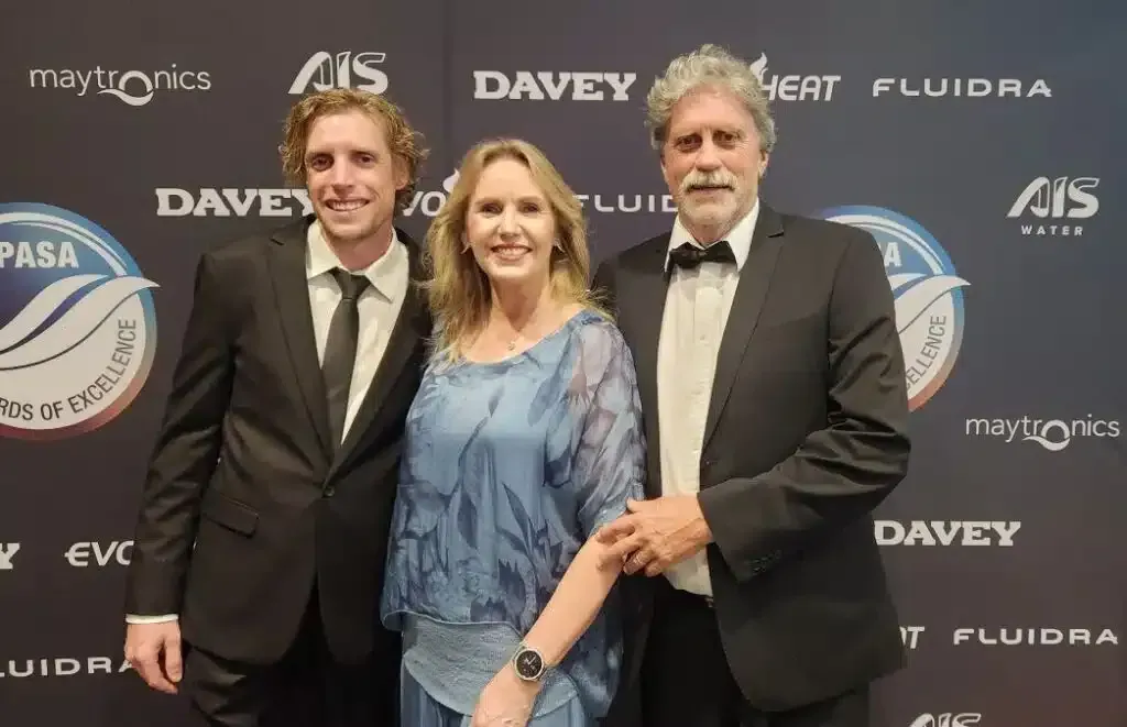 Group Photo — Aussie UnderCover In South Nowra, NSW