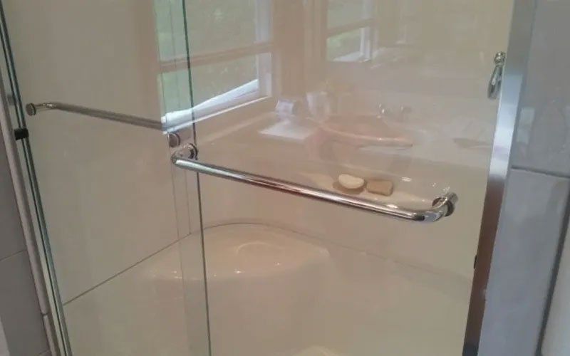 Shower door in the Hamburg & West Seneca, NY area